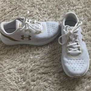 Under Armour Tennis shoes